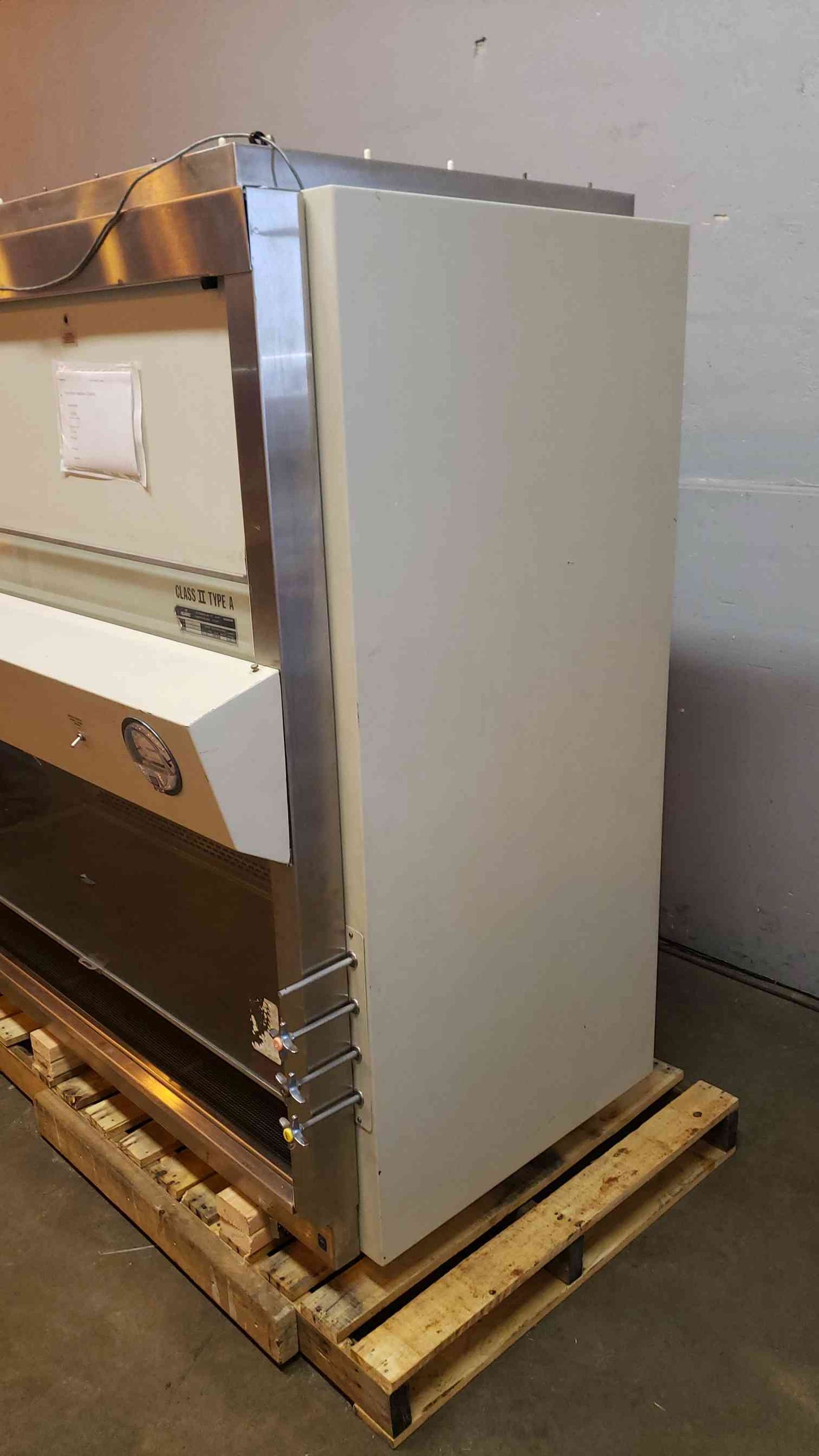 NUAIRE Stainless Steel BSC Biosafety Cabinet NU-425-600(14982AA)