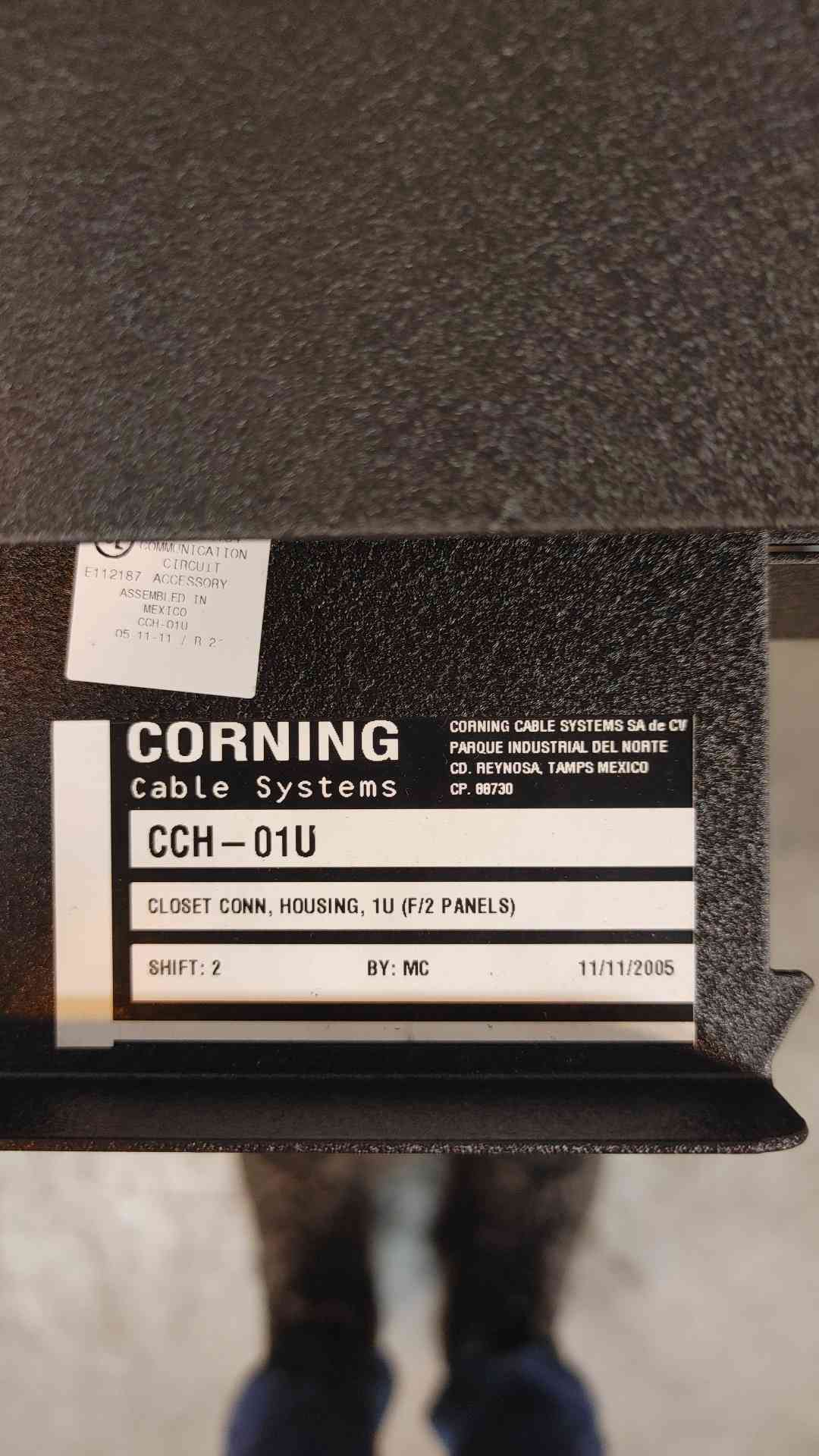 Corning Cable Systems Patch Panel CCH-01U(SKU:3646AA)(3646AA)