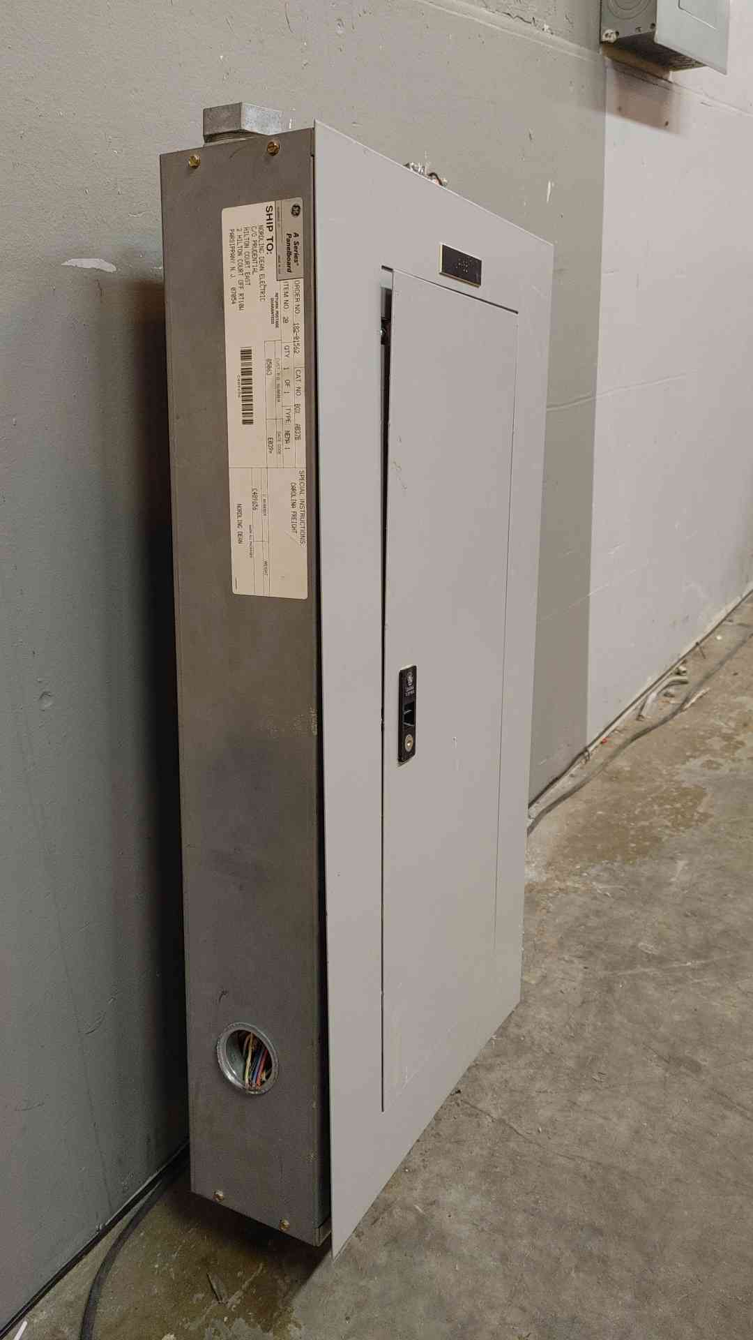 GE A Series Breaker Panelboard 480Y/277V 200A MAX(103439)