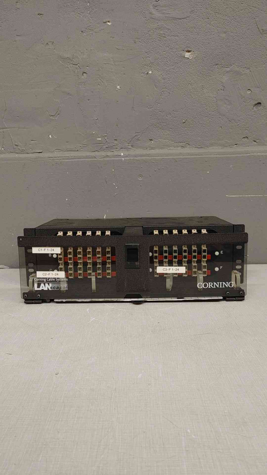 Corning Fiber Patch Panel CCH-03U(103482)