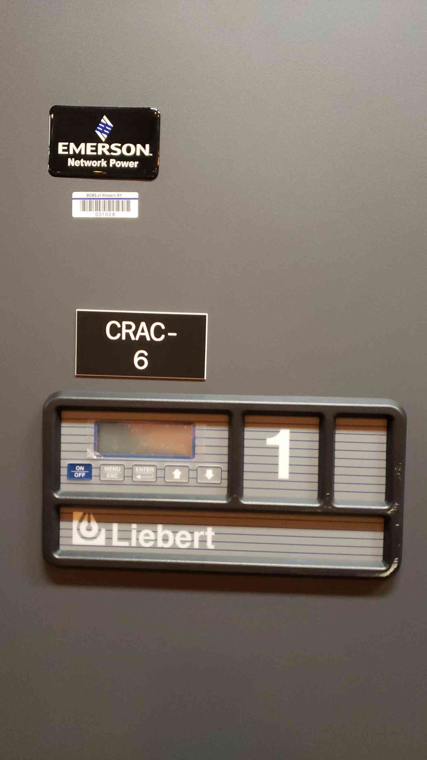 3 Ton Liebert Challenger 3000 Crac 460V 3PH BF046W Glycol / Water Cooled(103557)