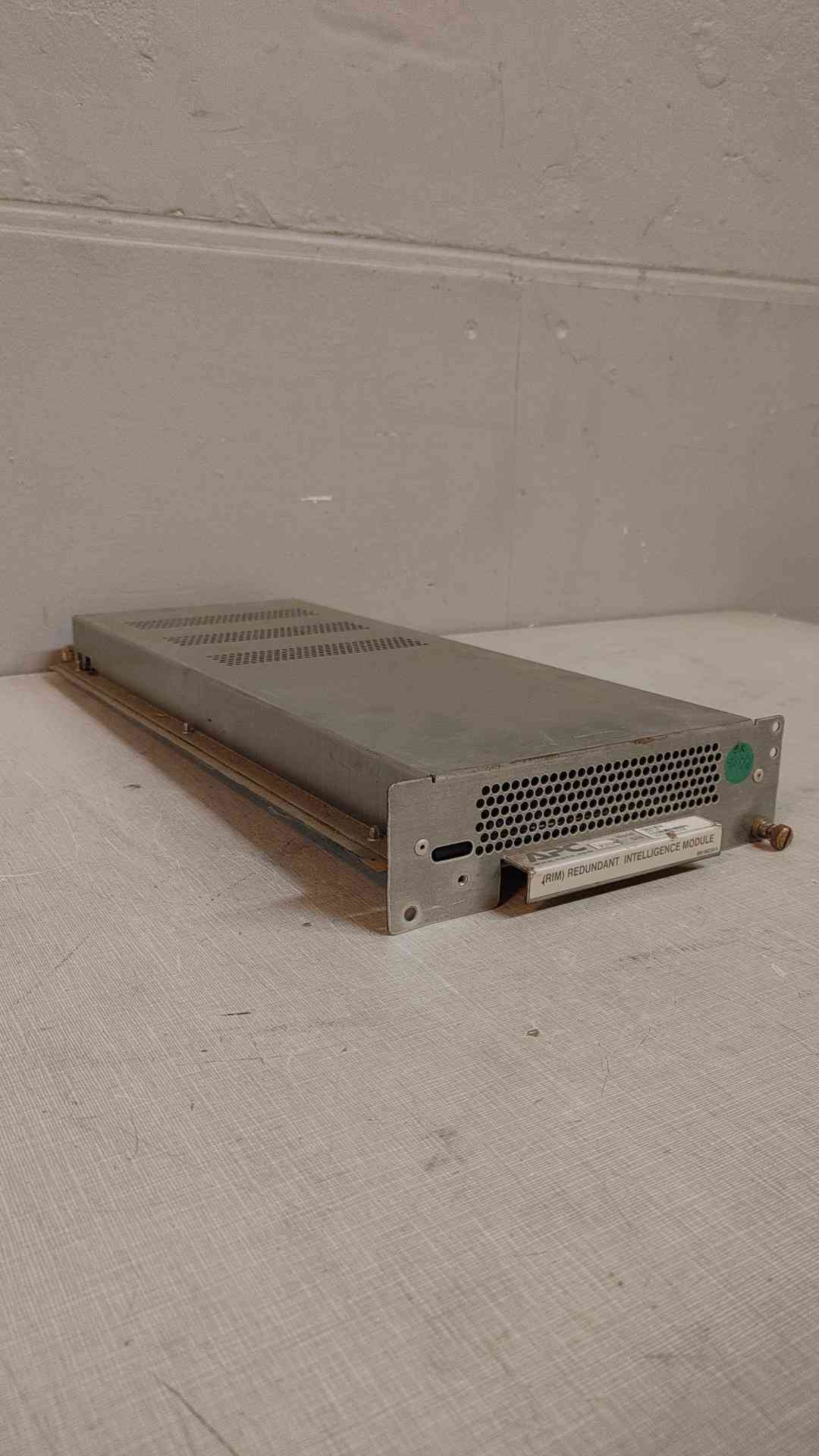 APC Redundant Intelligence Power Module SYRIM(102601)