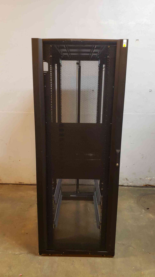 42U APC Server Rack AR3340 Doors No Side NetShelter(103627)