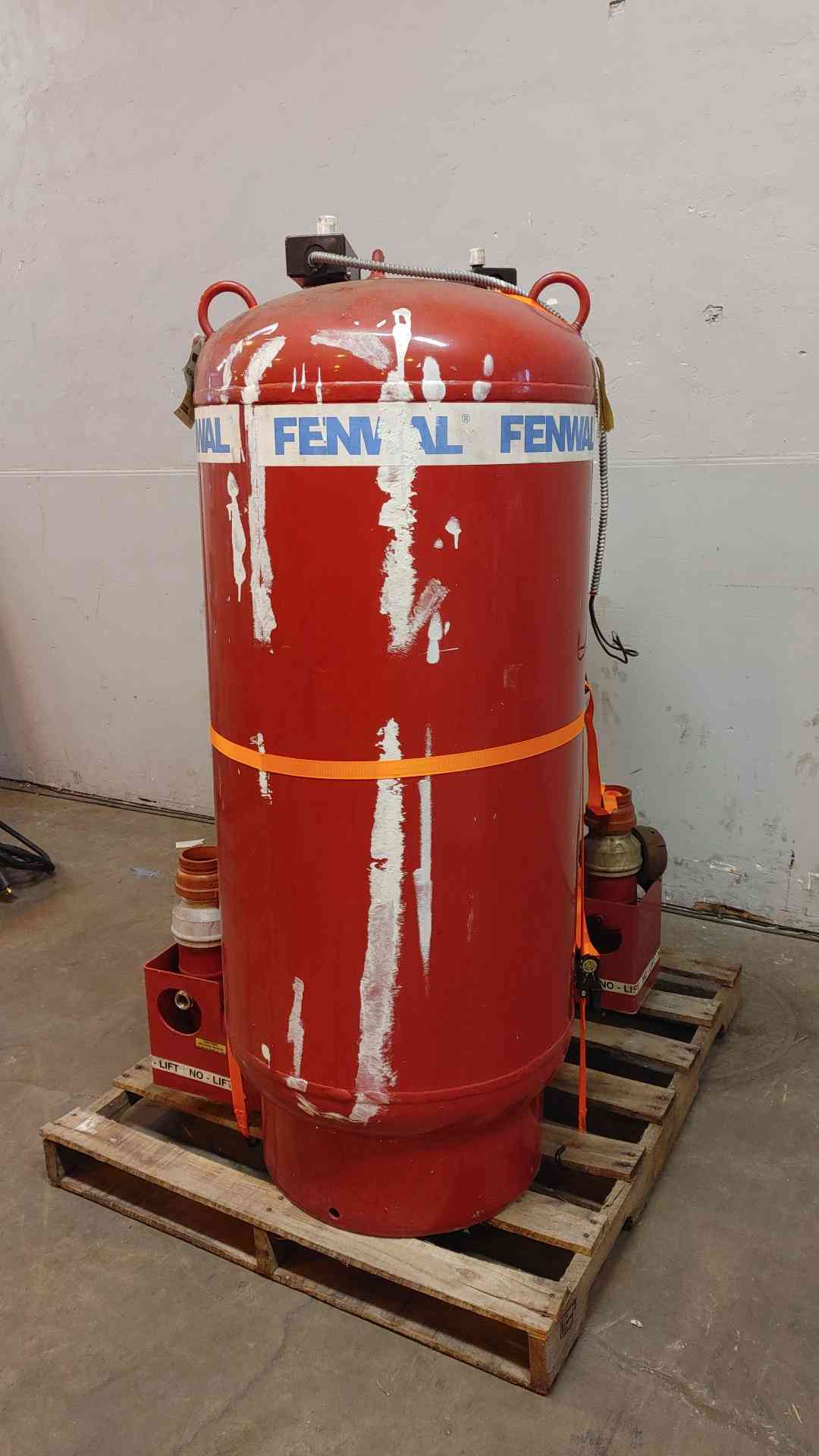 Fenwal Fire Suppression 621 lbs FM-200 Agent(103940)