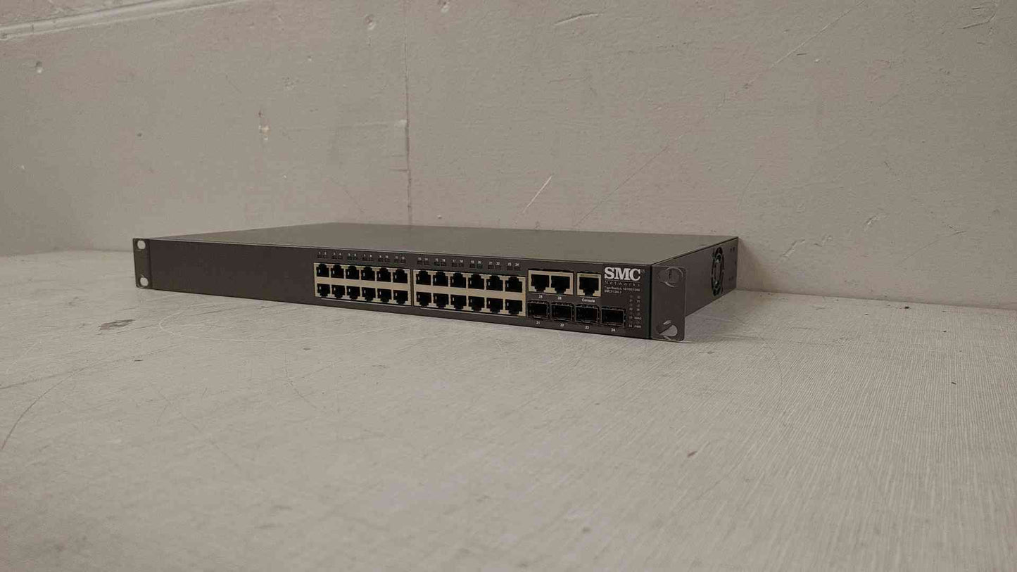 SMC Network Switch 100-240V 1.5A SMC8126L2 IBM(104696)