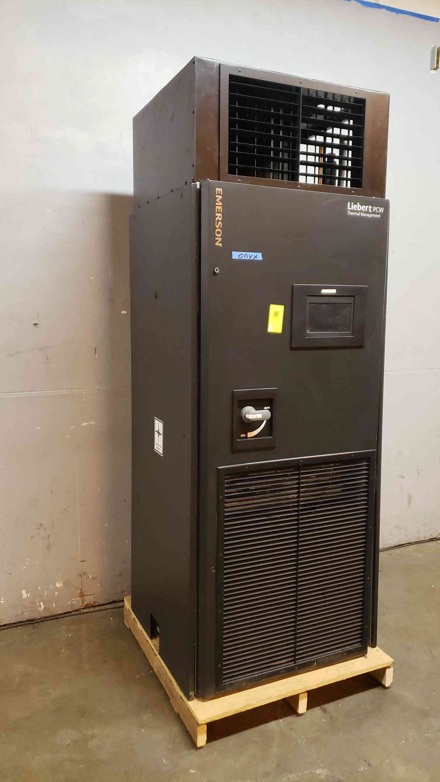 8 Ton Liebert Vertiv 460V 3PH Crac Unit PW029U Upflow '17 (SKU: 107113)