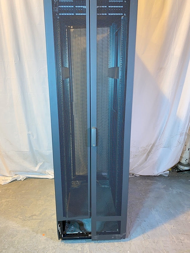 HP G2 Server Rack fully enclosed(S6LLST0192)