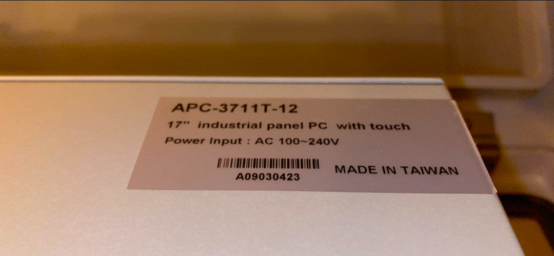 Monitor APC-3711T-12 17" Industrial Panel PC w/ Touch(S6LLST3020)