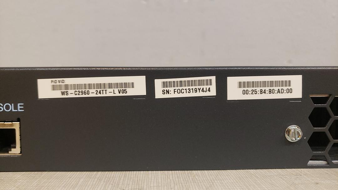 Cisco Systems Catalyst WS-C2960-24TT-L Series(S6LLST9053)