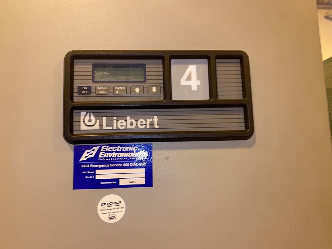 VE240G Liebert 20 Ton Upflow VE240G UAAES CRAC 460v(S6LLST6029)