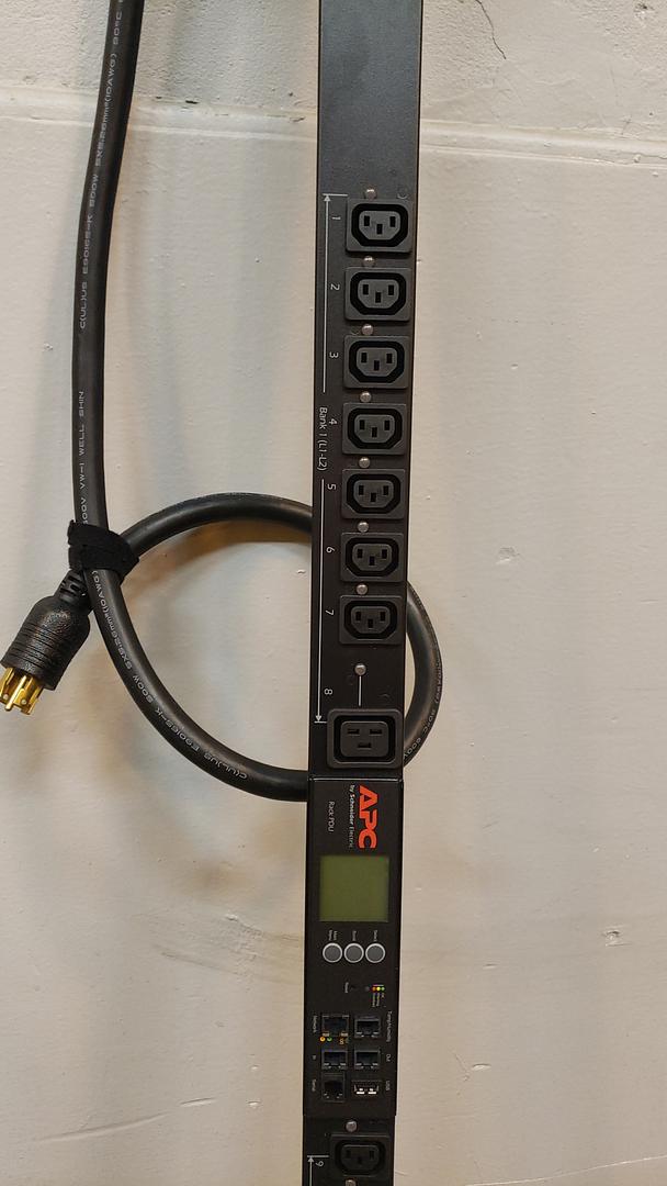 APC G2 Switched PDU AP8965 208v 30A 3Ph (S6LLST9065)