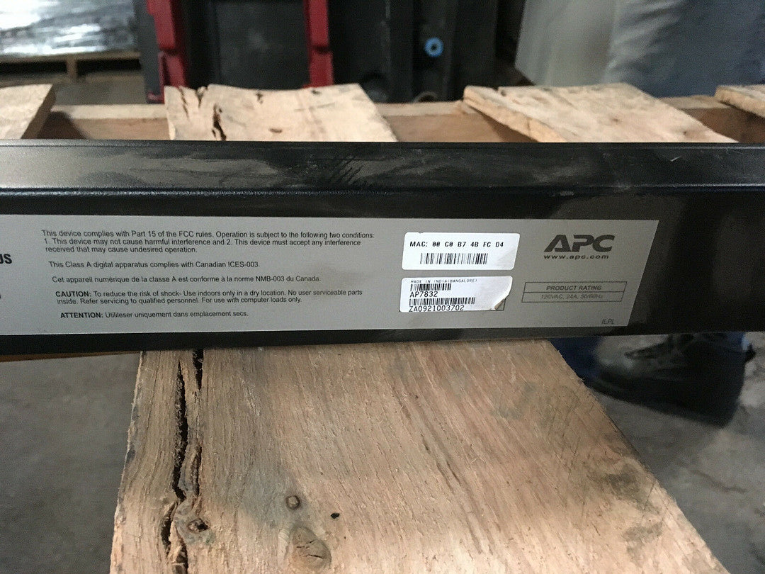 APC AP7832 Rack PDU, Metered, Zero U, 30A, 120V, 24 l5-30p Plug (S6LLST0316)