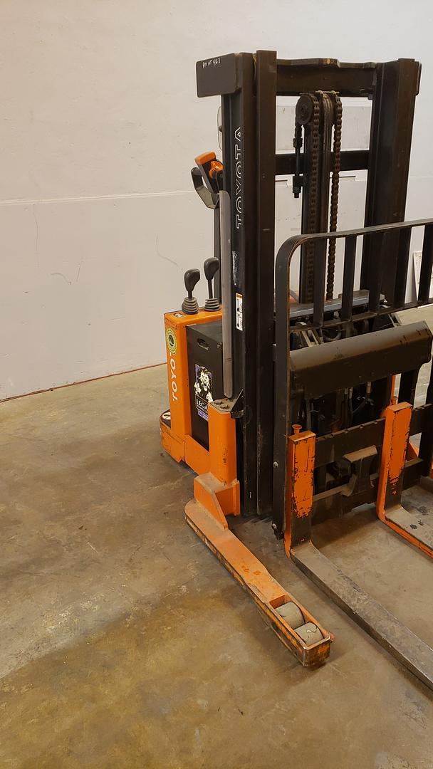 3000 Lbs CAP TOYOTA Electric Forklift GBWR15 Tested Working-19140