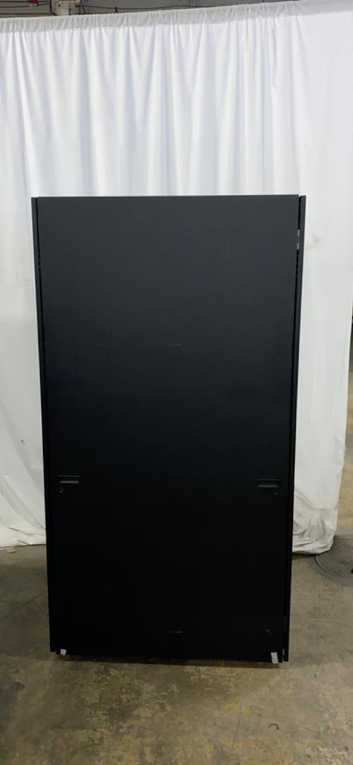 Hitachi Server Rack(S6LLST4838)