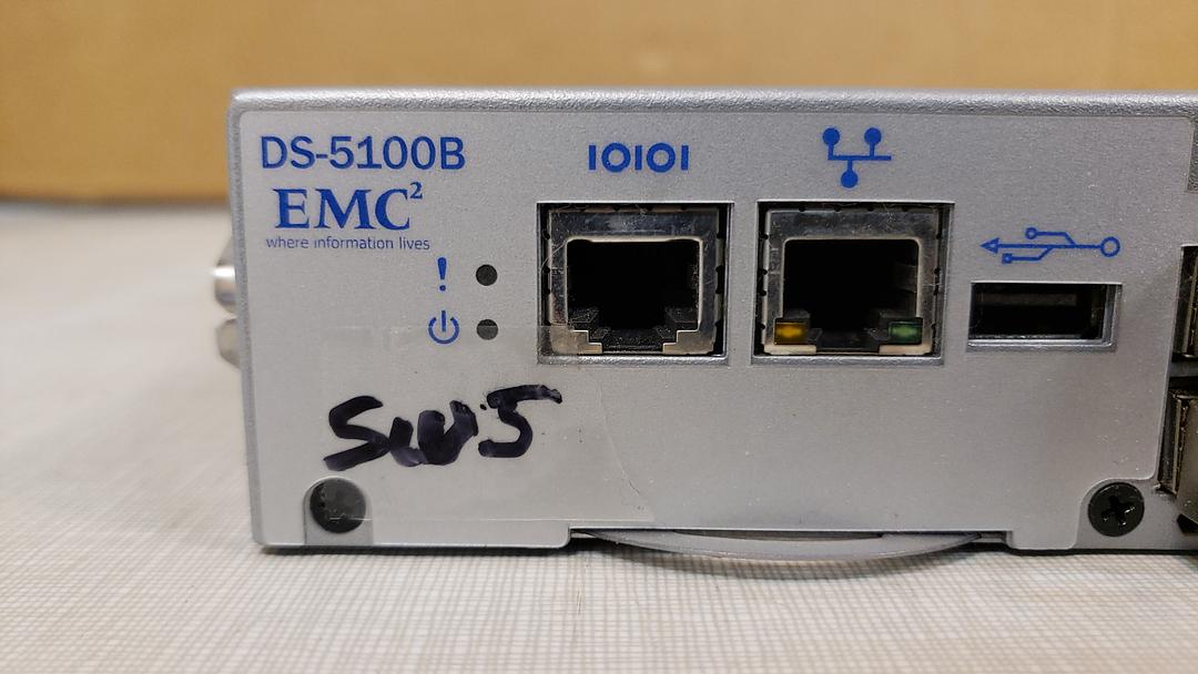 EMC Brocade DS-5100B 40 Port Switch(S6LLST8307)